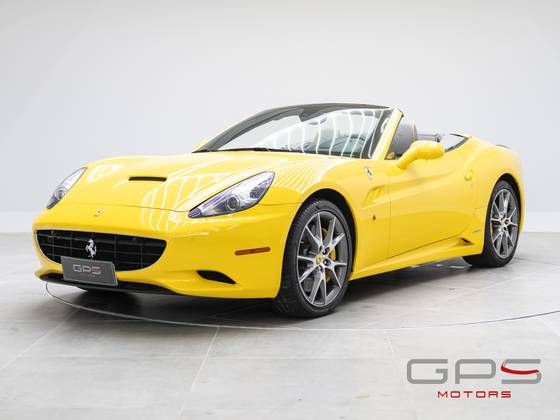 FERRARI CALIFORNIA 4.3 V8 GASOLINA F1-DCT